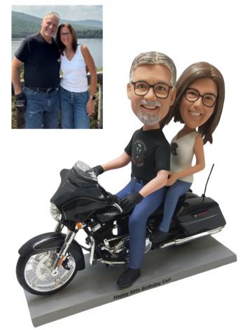 Custom couple bobblehead driving Harley Davidson motorcycle